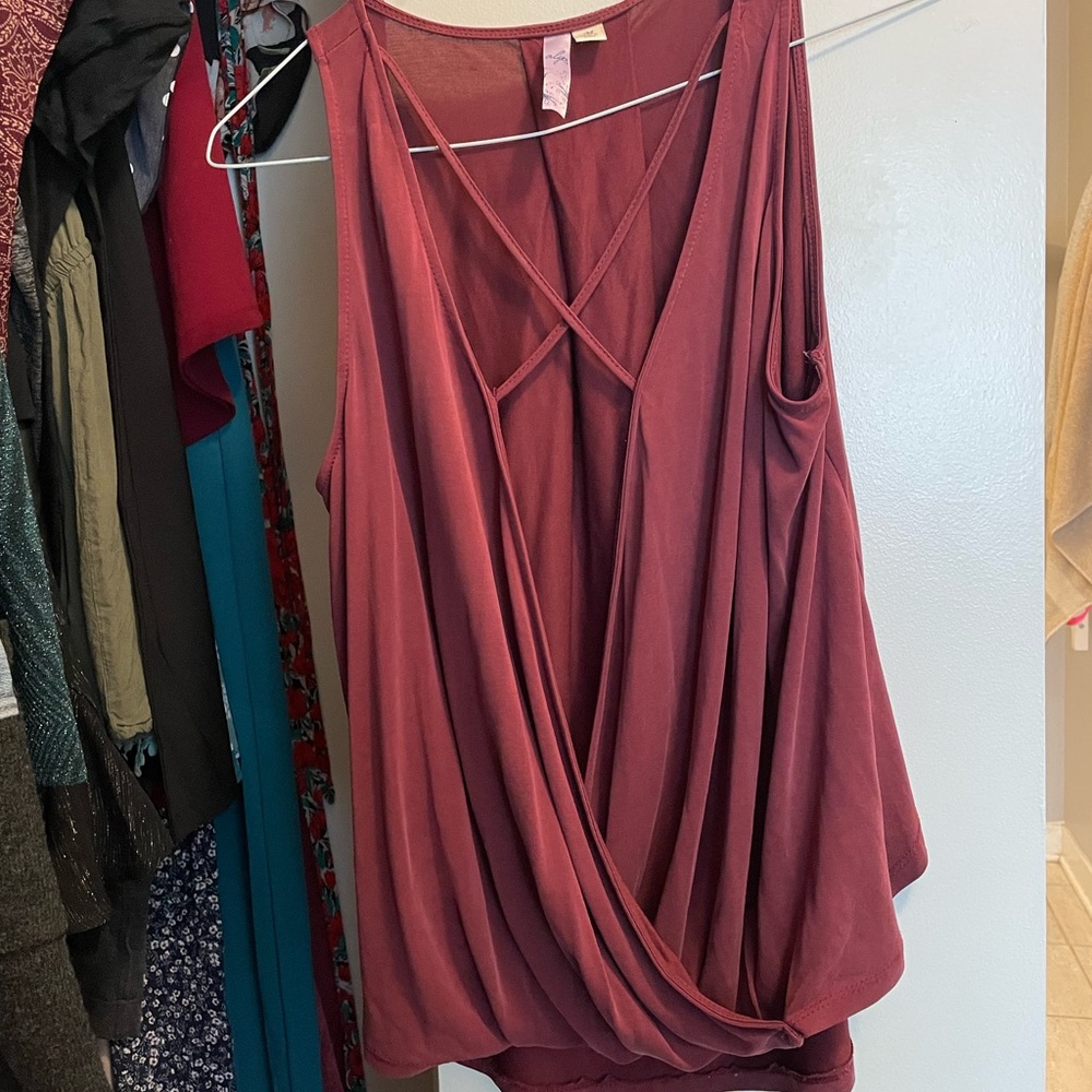 Maroon Open Front Top